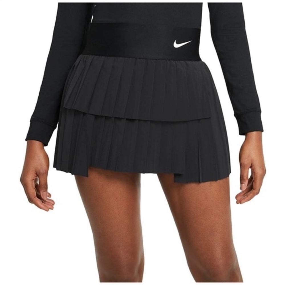 Nike NikeCourt Advantage Pleated Tennis Skirt